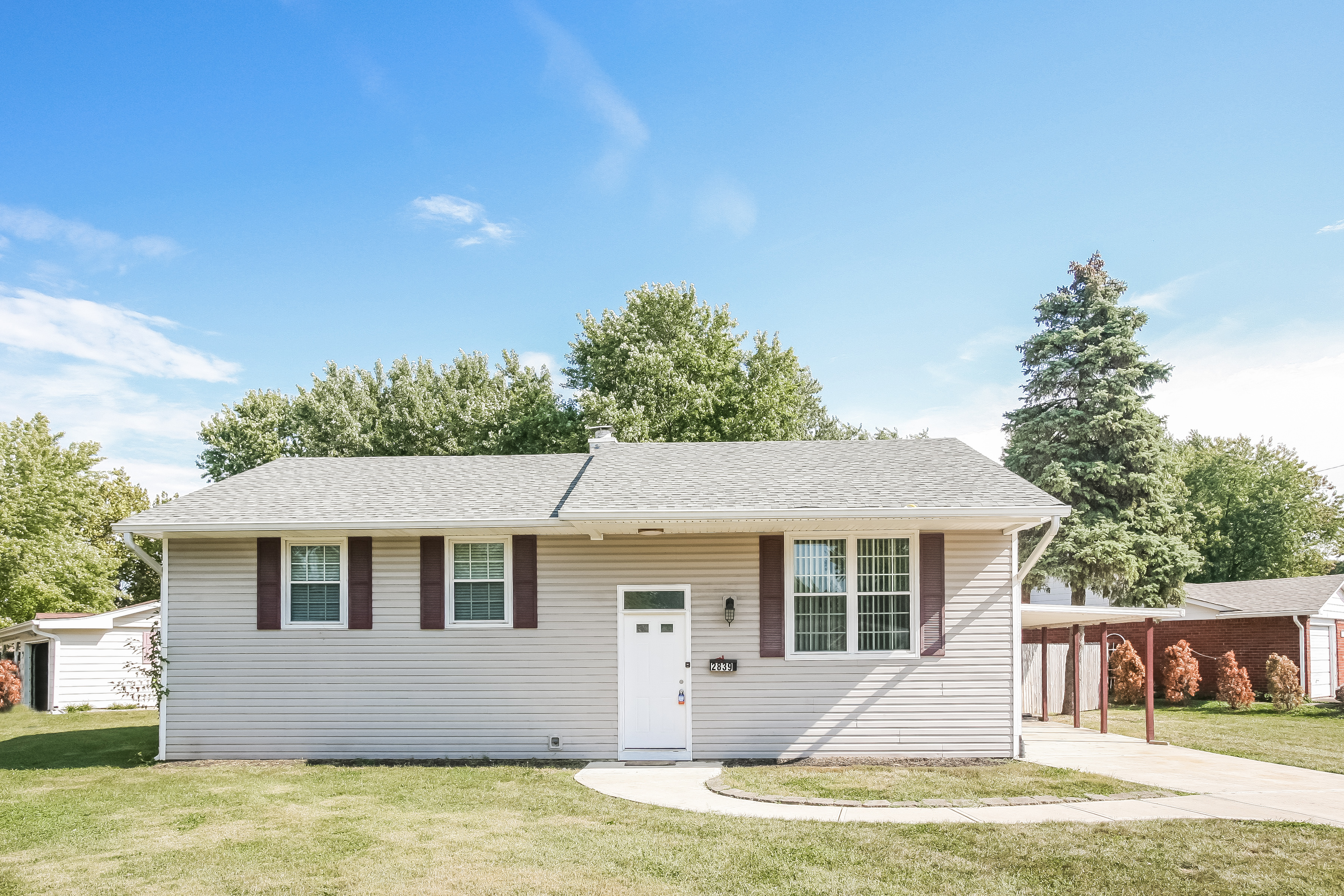 2839 S Oxford St Indianapolis, IN 46203